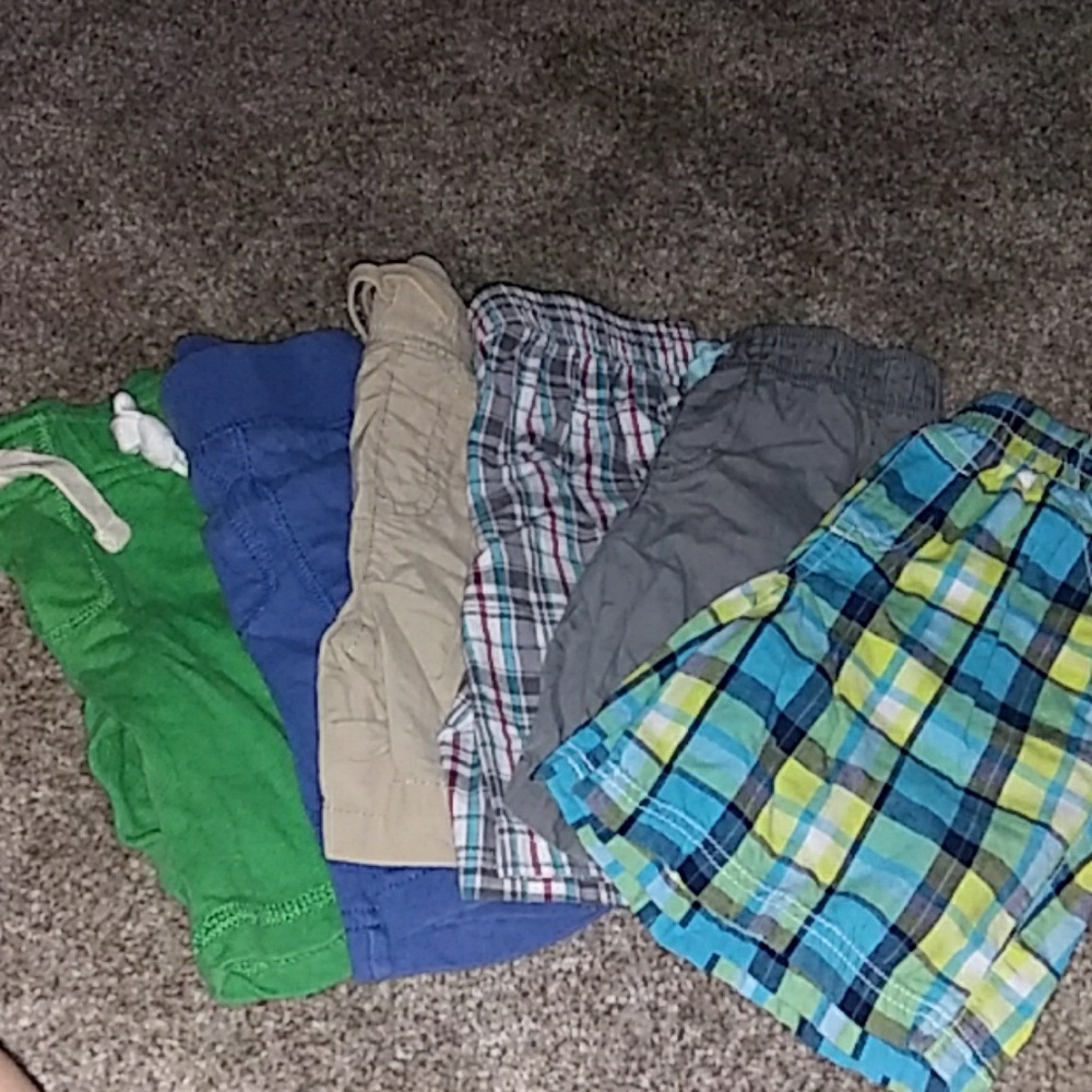 Lot of shorts 3t
